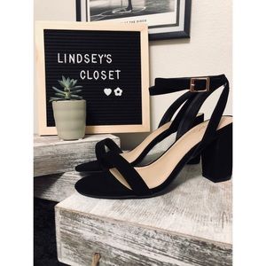 🆕 Elegant Block Heels 👠